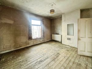 Bedroom 1- click for photo gallery